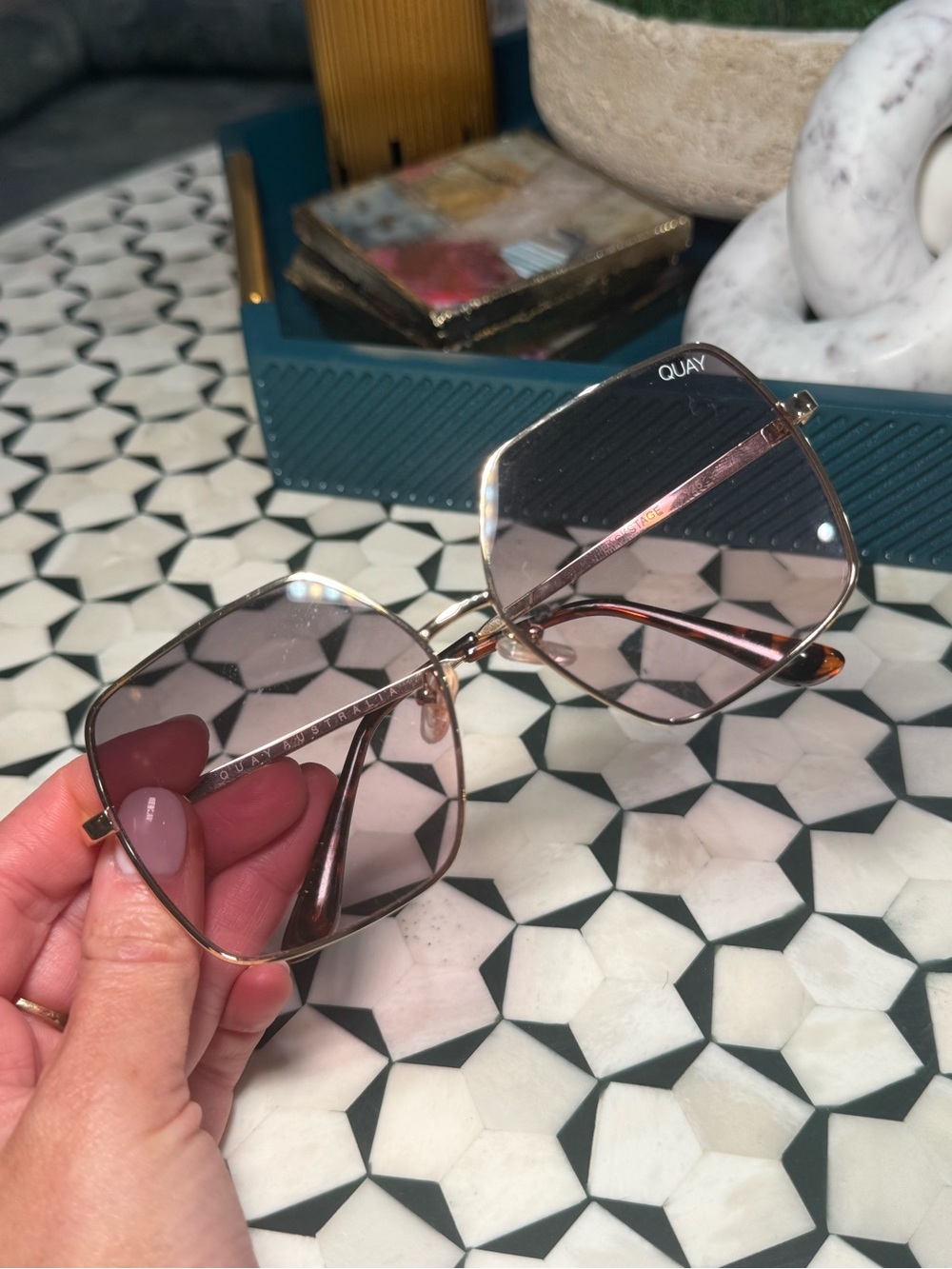 Quay Australia Gold Sunglasses with Purple Gradient Lenses boho oversized 70s - Picture 2 of 5